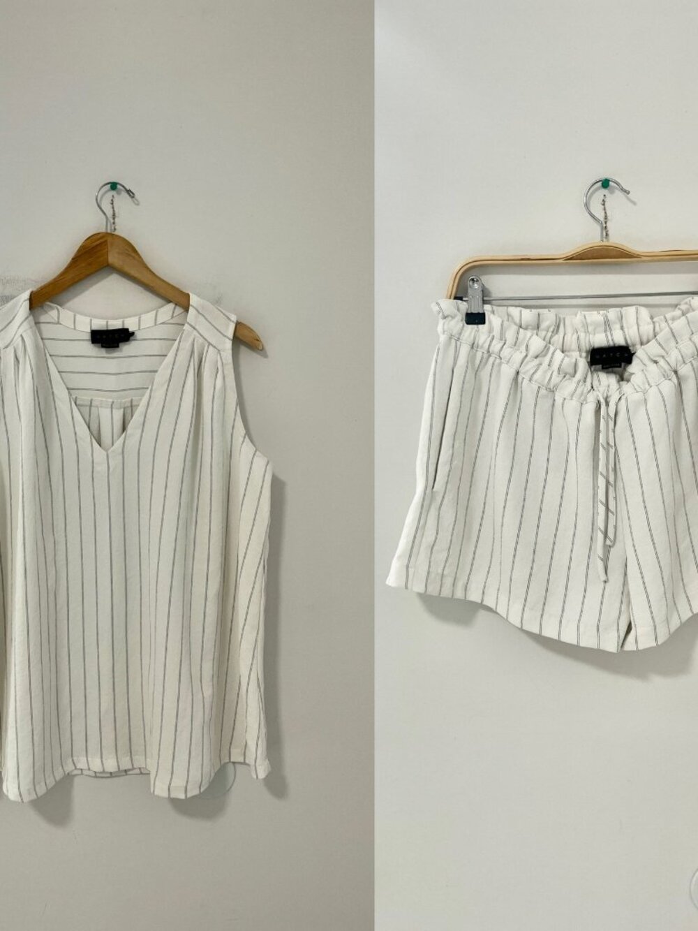 Hatch White Pinstripe Two Piece Shorts Set Size 2
